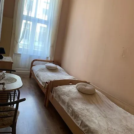 Miszi40 Guest house *